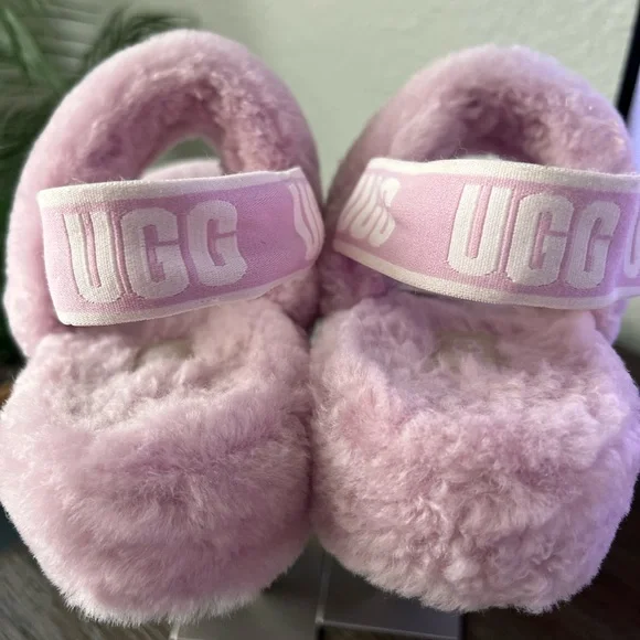 Ugg Oh Yeah Fluffy Lavender Slippers - size 9 - Picture 4 of 5